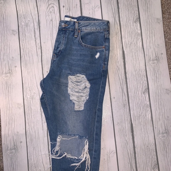 Topshop Blue Cropped Jeans with Cactus Design - Picture 2 of 7